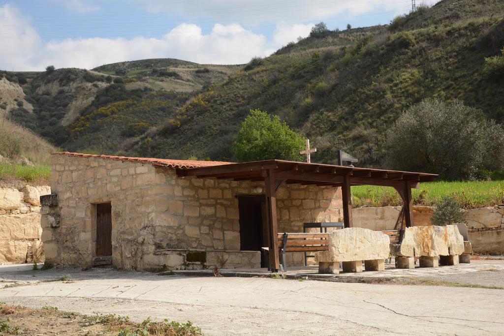 Amarakos Guesthouse Λειτουργεί Υπό Νέα Διεύθυνση Kato Akourdalia Exterior photo